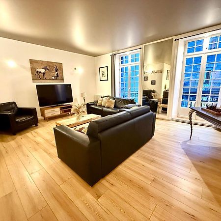 Duplex'Po Apartment Динан Екстериор снимка