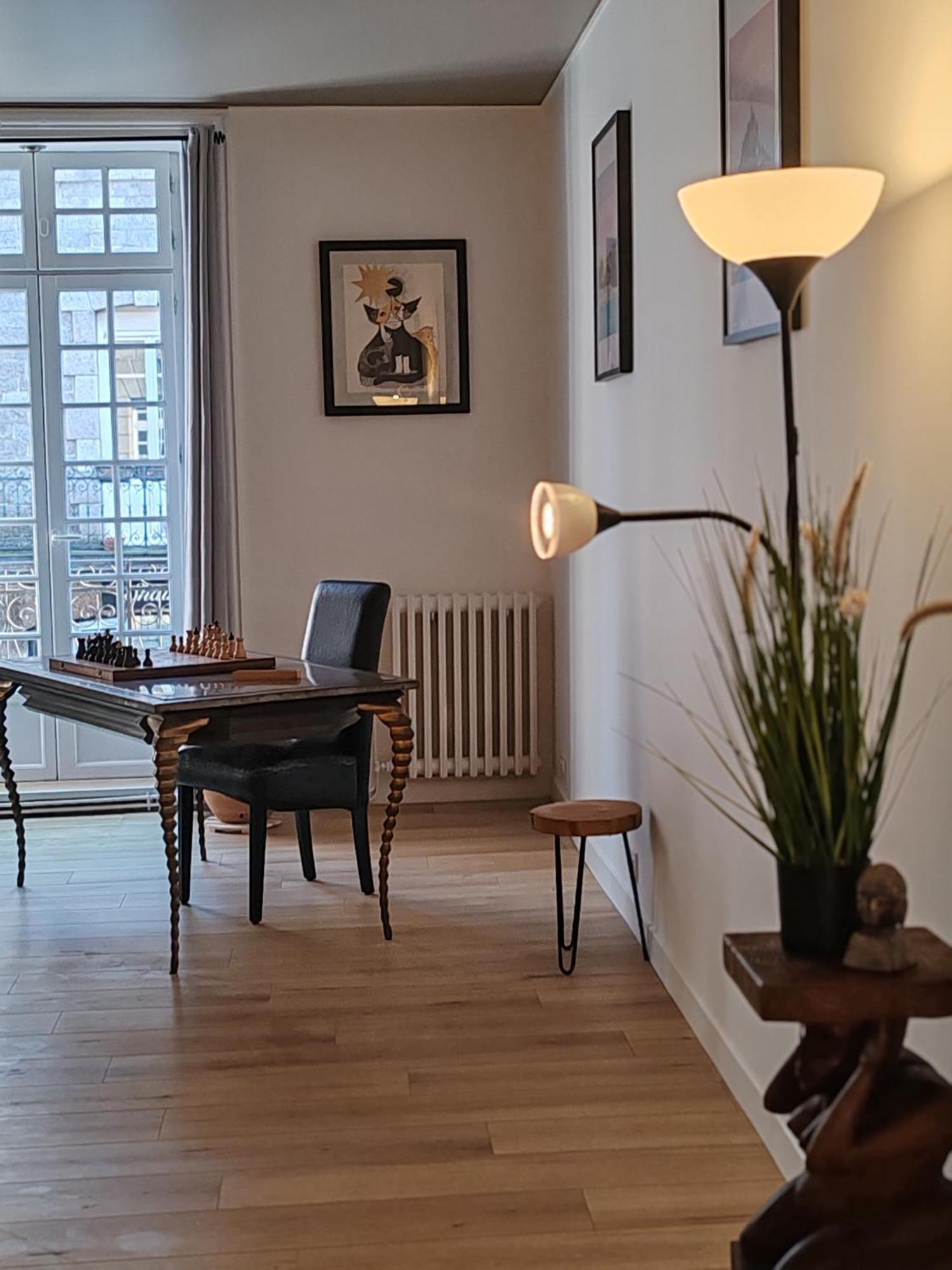 Duplex'Po Apartment Динан Екстериор снимка