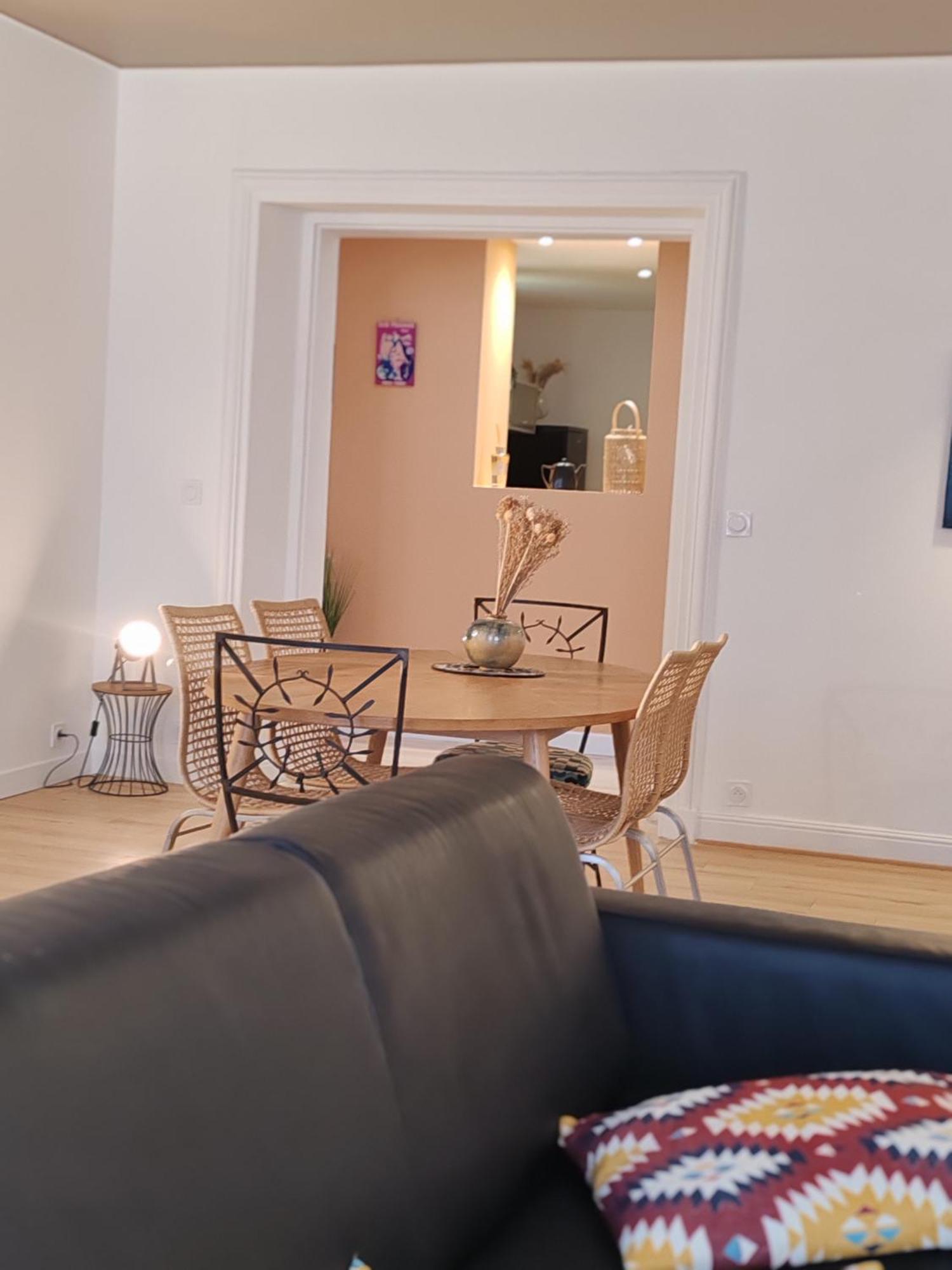 Duplex'Po Apartment Динан Екстериор снимка