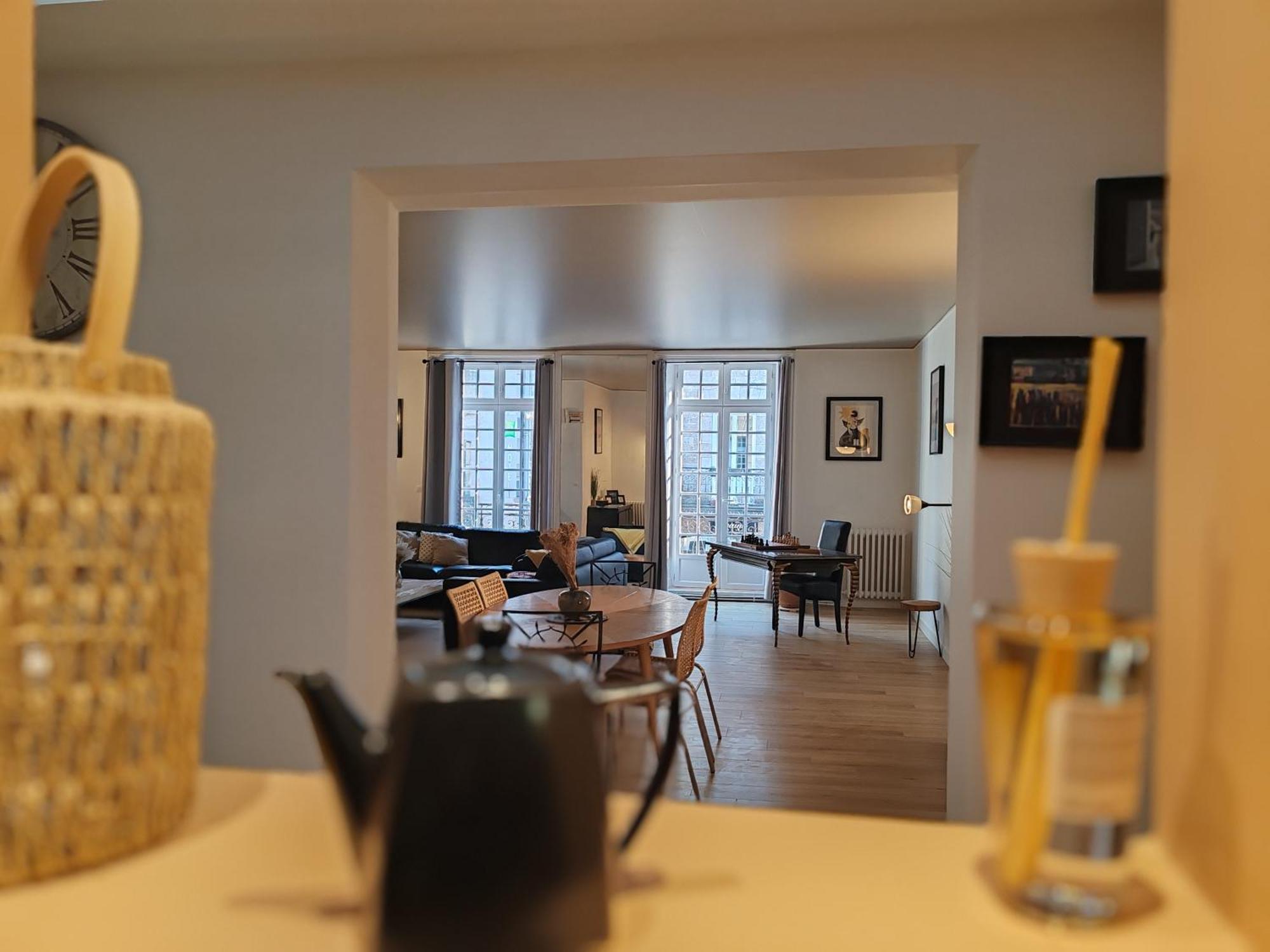 Duplex'Po Apartment Динан Екстериор снимка